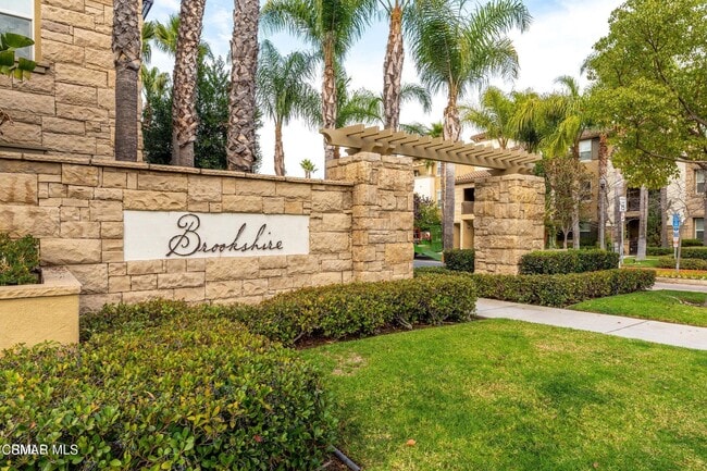 property at 259 Riverdale Ct