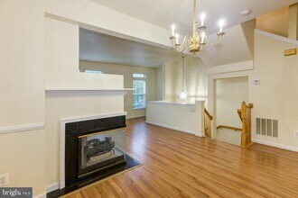 4309 Stevens Battle Ln in Fairfax, VA - Building Photo - Building Photo