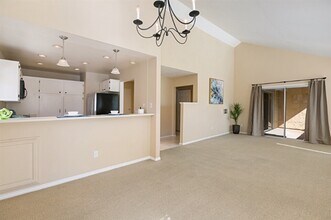 930 Via Mil Cumbres, Unit 176 in Solana Beach, CA - Building Photo - Building Photo