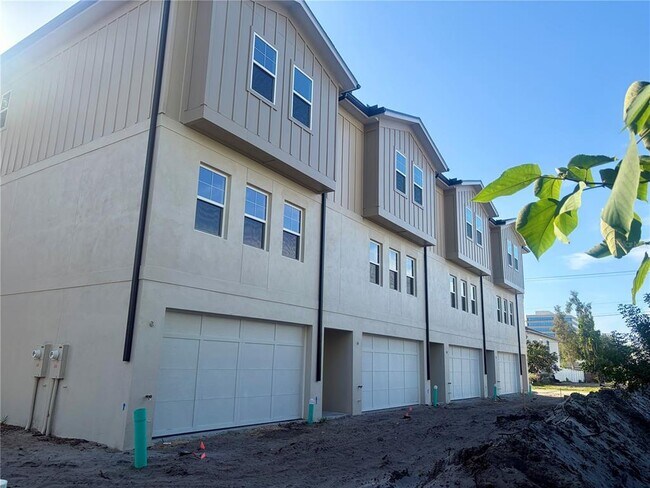 property at 4314 W Gray St