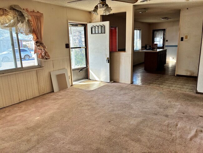 807 St Thomas Ln in Sauget, IL - Building Photo - Building Photo