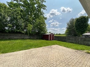 129 Mullins Ave in London, KY - Building Photo - Building Photo