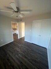 2183 E Cherry St in Paris, TX - Building Photo - Interior Photo