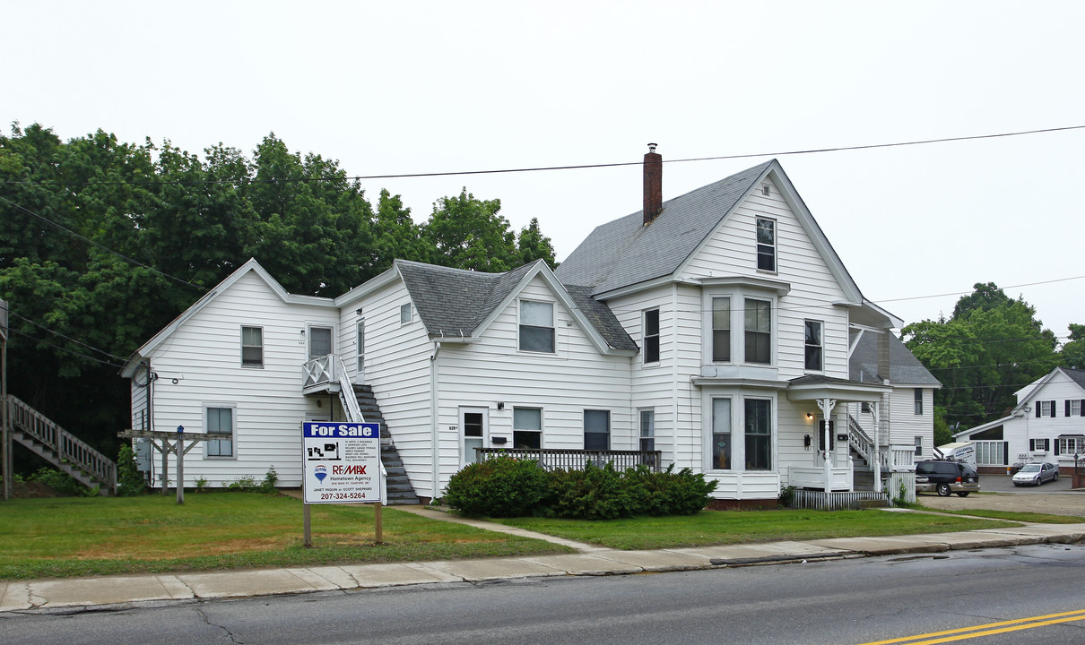 829-833 Main St in Sanford, ME - Foto de edificio