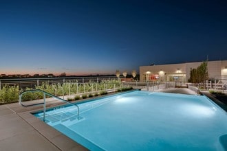 5333 Connecticut in Washington, DC - Building Photo - Building Photo