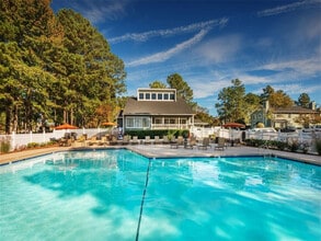 Treybrooke at the Park in Morrisville, NC - Foto de edificio - Building Photo