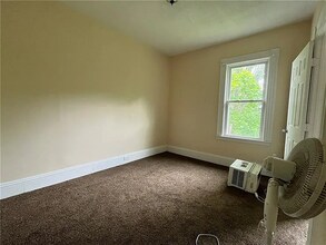 3929 Vinceton St in Pittsburgh, PA - Building Photo - Building Photo