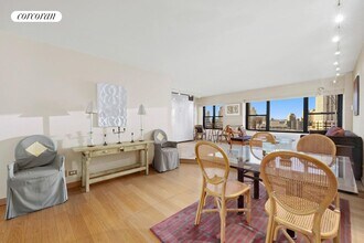 20 W 64th St in New York, NY - Building Photo - Building Photo