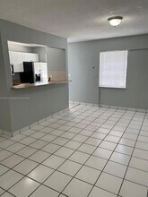 30 E 12th St in Hialeah, FL - Building Photo - Building Photo