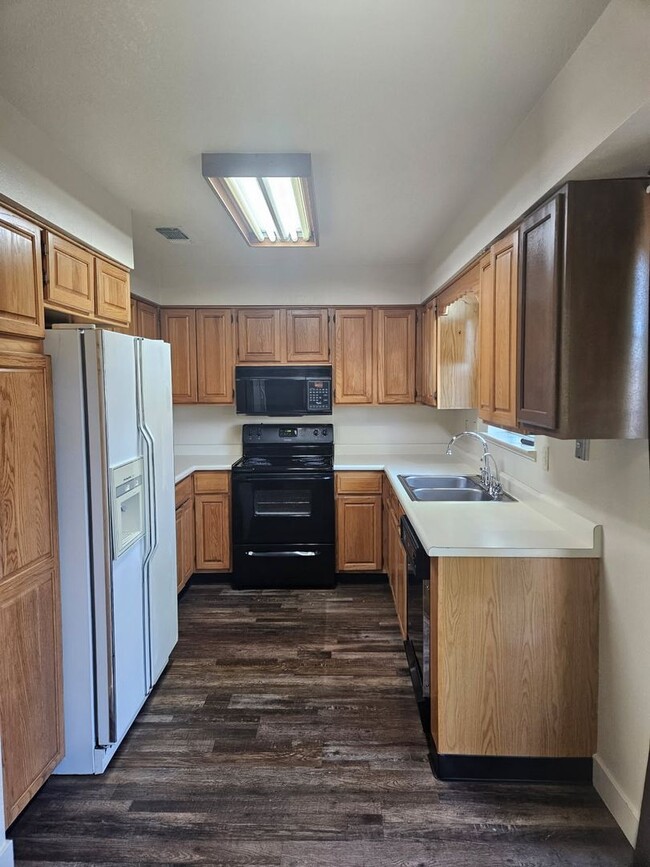 13065 Beckwith Rd in Sonora, CA - Building Photo - Building Photo