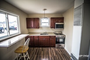 542 W Maple Ave in West Wildwood, NJ - Building Photo