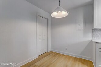 1411 Palm Ave in Jacksonville, FL - Building Photo - Building Photo