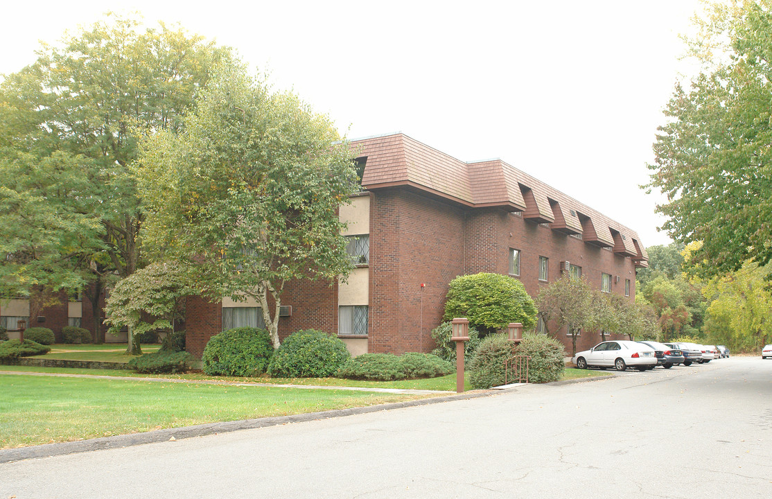 Staffordshire Apartments in Bristol, CT - Building Photo