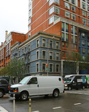 1460 First Ave in New York, NY - Building Photo - Primary Photo