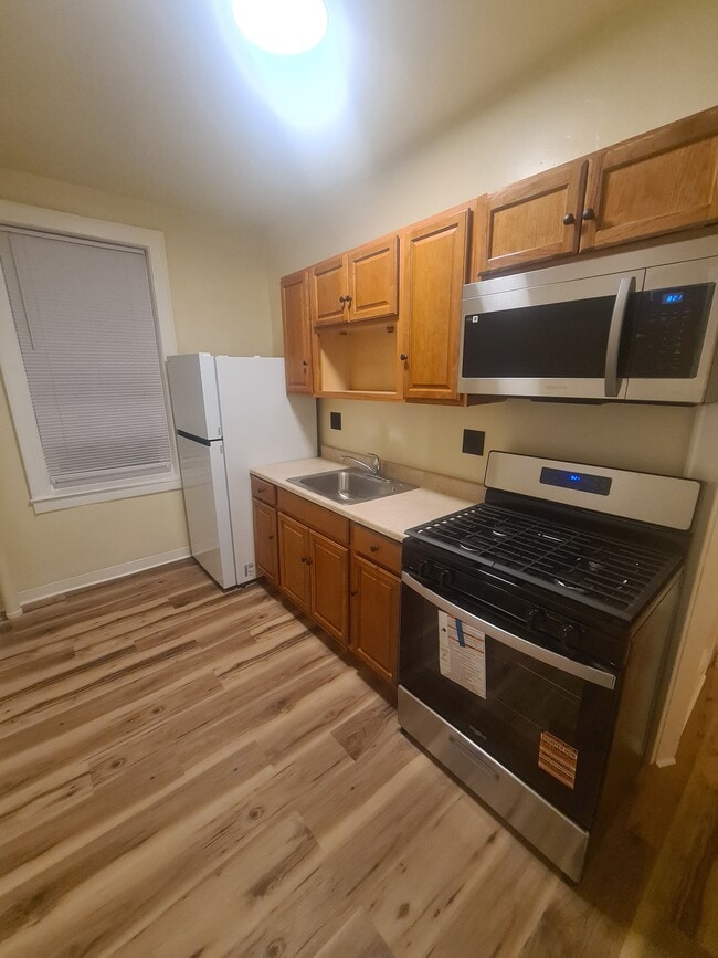 46 Kelly Pky in Bayonne, NJ - Building Photo - Building Photo