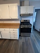 45 Middle St, Unit #1 in Leominster, MA - Building Photo - Building Photo