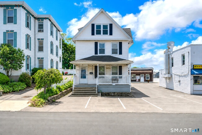125 Tunxis Hill Rd