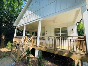Room in House on Dill Ave SW in Atlanta, GA - Building Photo - Building Photo