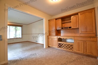 719 Cowles Ave in Joliet, IL - Building Photo - Building Photo