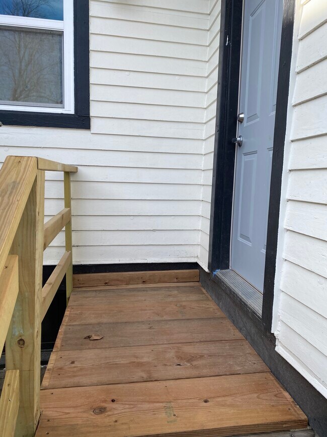 722 SW Jewell Ave Rentals in Topeka, KS