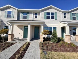 1855 Pinecliff Dr in Apopka, FL - Building Photo