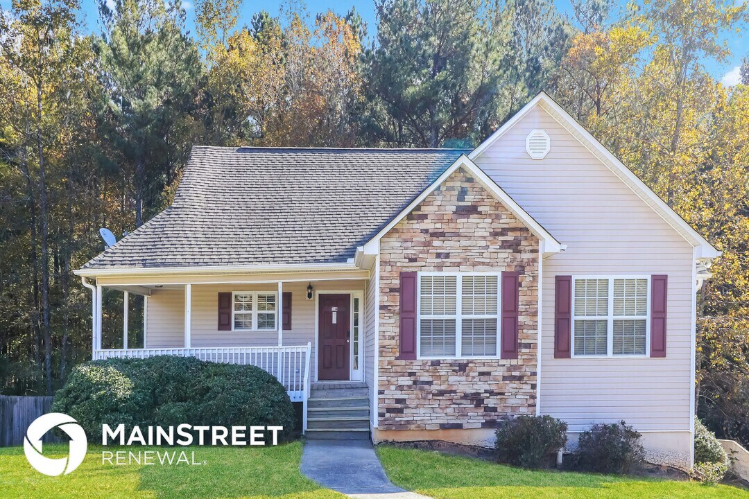 13 Windrush Dr in White, GA - Foto de edificio