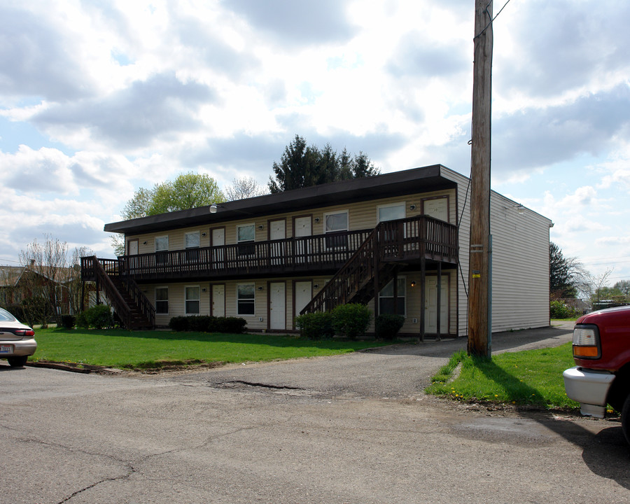 766 Anderson Ave in Akron, OH - Building Photo