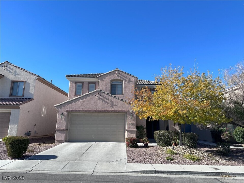 5427 Wesleyan Ct in Las Vegas, NV - Building Photo