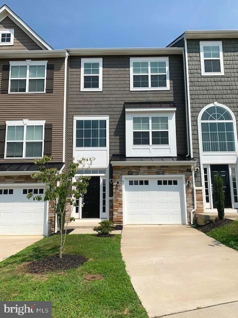 property at 60 Andrews Pl