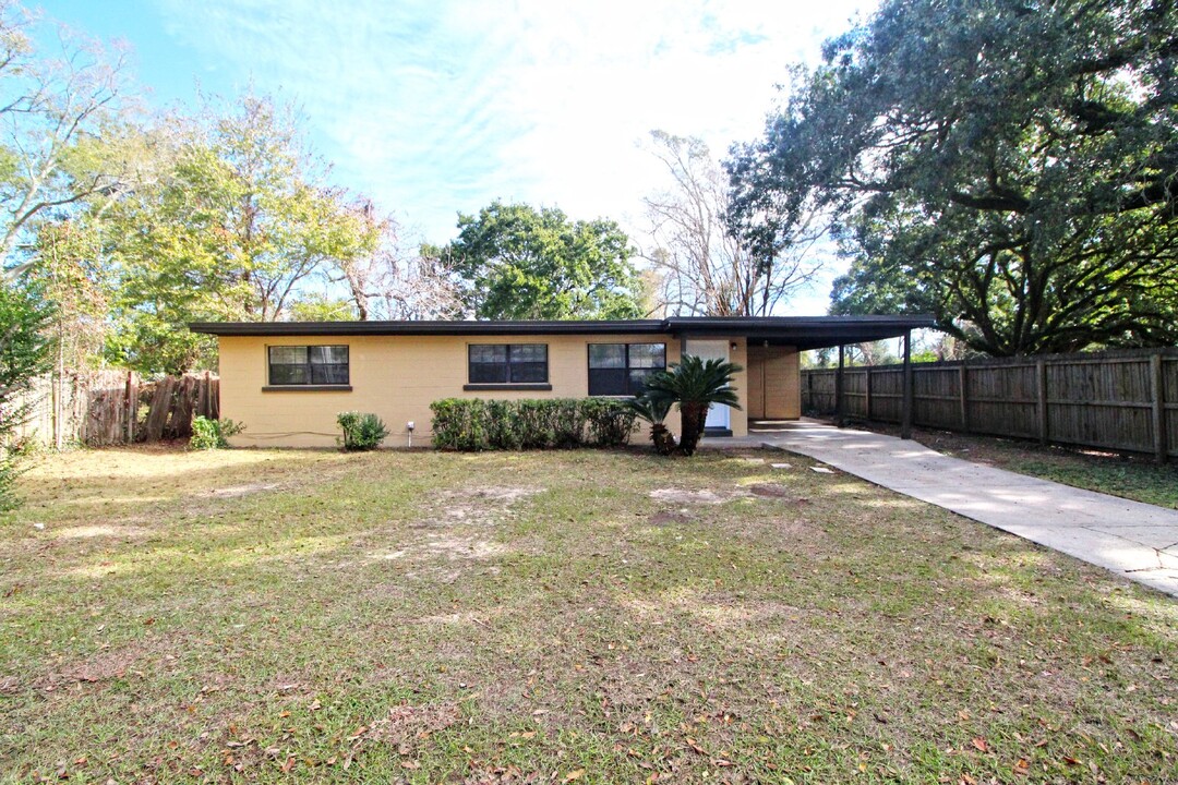 716 N 46th Ave in Pensacola, FL - Building Photo