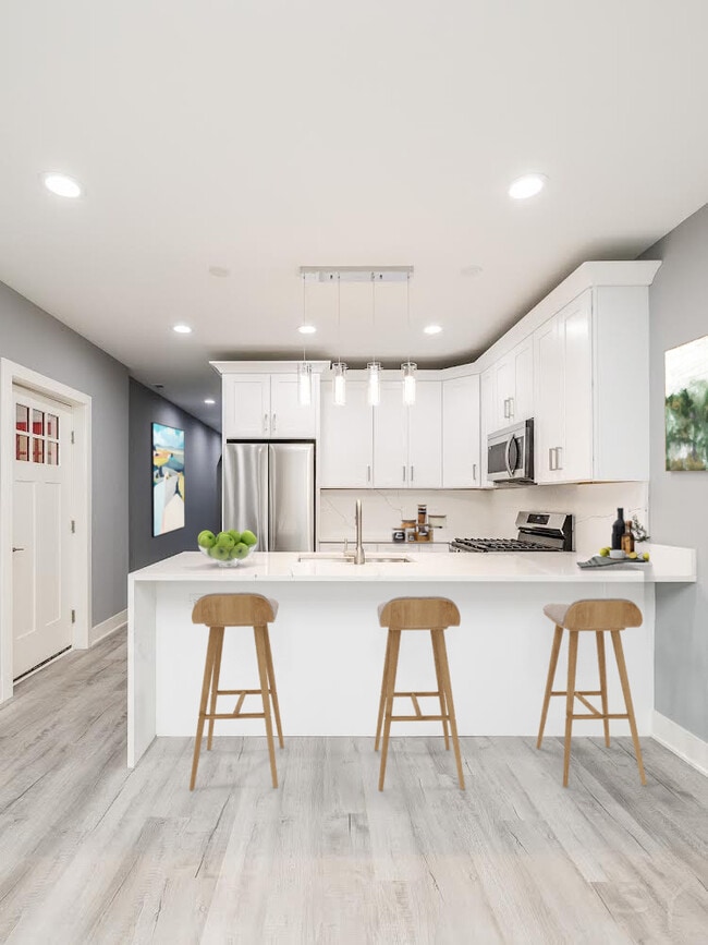 property at 1232 S Fairfield Ave