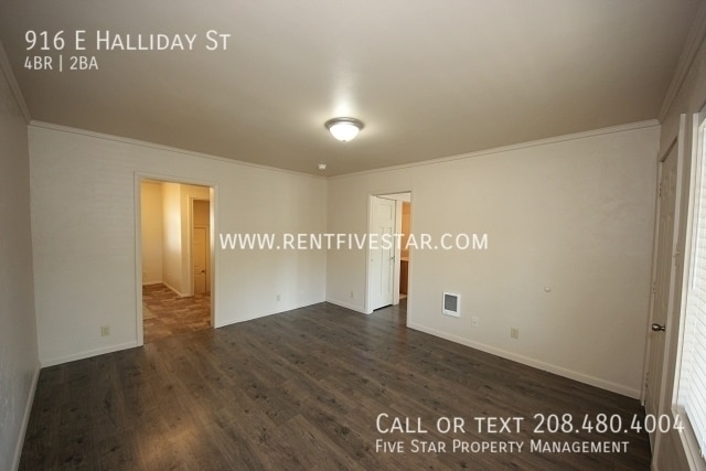 916 E Halliday St in Pocatello, ID - Building Photo - Building Photo