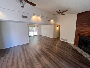 703 Broken Arrow Rd in Roswell, NM - Foto de edificio - Building Photo