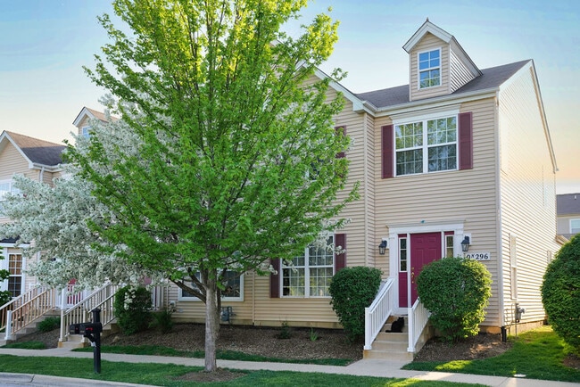 property at 0N296 DOOLEY Dr