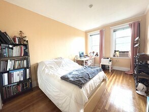 382 Riverway in Boston, MA - Building Photo - Building Photo