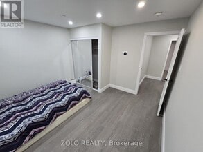 157 Glen Springs Dr in Toronto, ON - Building Photo - Building Photo