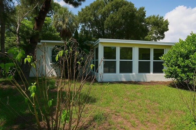 property at 113 SW 22nd Ave