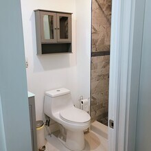 1033 NW 7th Ter, Unit Main house room for rent in Fort Lauderdale, FL - Foto de edificio - Building Photo