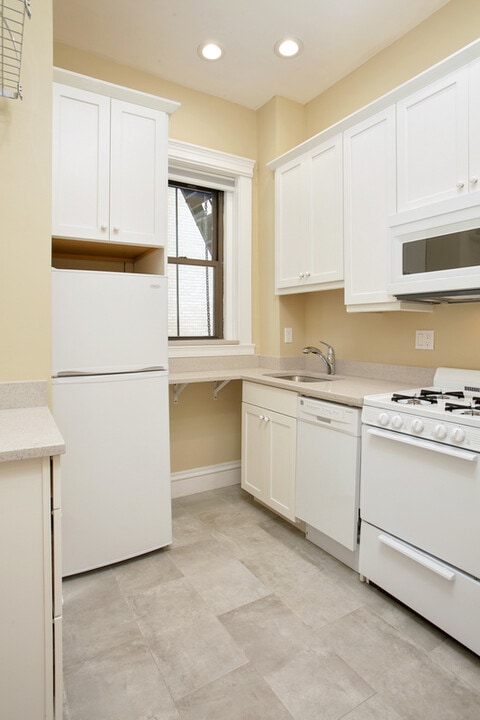 60 Charlesgate E, Unit 102 in Boston, MA - Building Photo