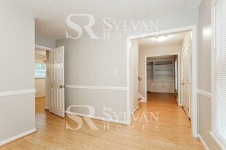 570 Scaleybark Rd in Rock Hill, SC - Building Photo - Building Photo