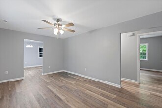 690 Maple Hill School Rd in Maple Hill, NC - Building Photo - Building Photo