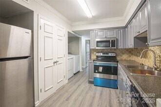 7908 Horse Chestnut Ln in Charlotte, NC - Building Photo - Building Photo