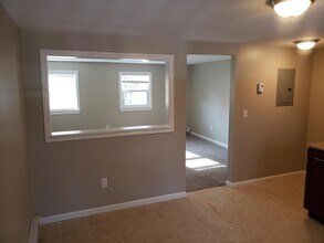 84 E Grove St-Unit -84-D in Middleboro, MA - Building Photo - Building Photo
