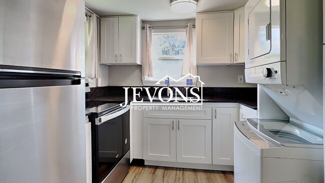 property at 107-109 Sunnyhill Rd W