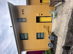 705 Wilkinson Blvd in Frankfort, KY - Building Photo - Building Photo