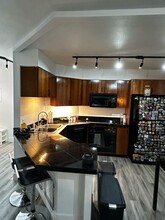 1625 Larimer St, Unit 1204 in Denver, CO - Building Photo - Building Photo