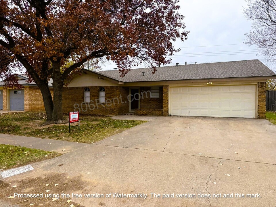 4825 73rd St in Lubbock, TX - Building Photo