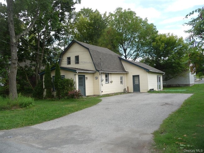 67 Hulse Ave in Middletown, NY - Building Photo - Building Photo