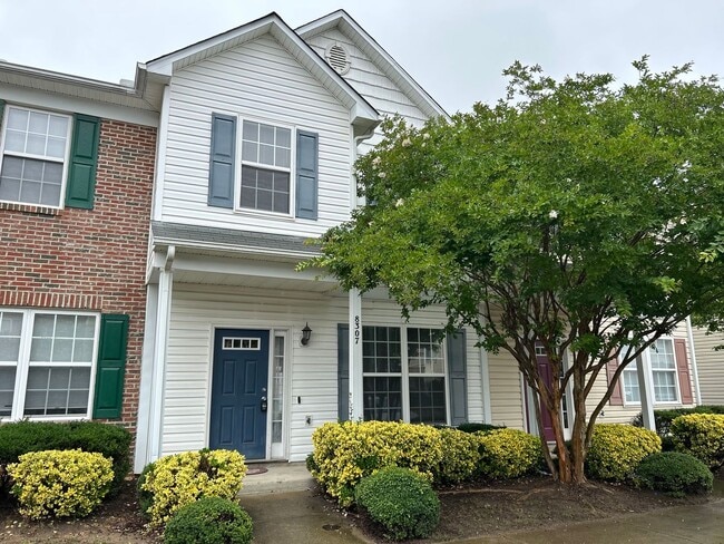 8307 Glenwood Springs Ct in Raleigh, NC - Building Photo - Building Photo