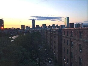 601 Albany St in Boston, MA - Building Photo - Building Photo
